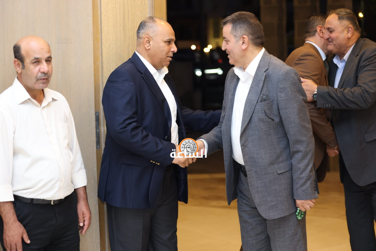 Madar Al-Saa Images 0.05810625940923597
