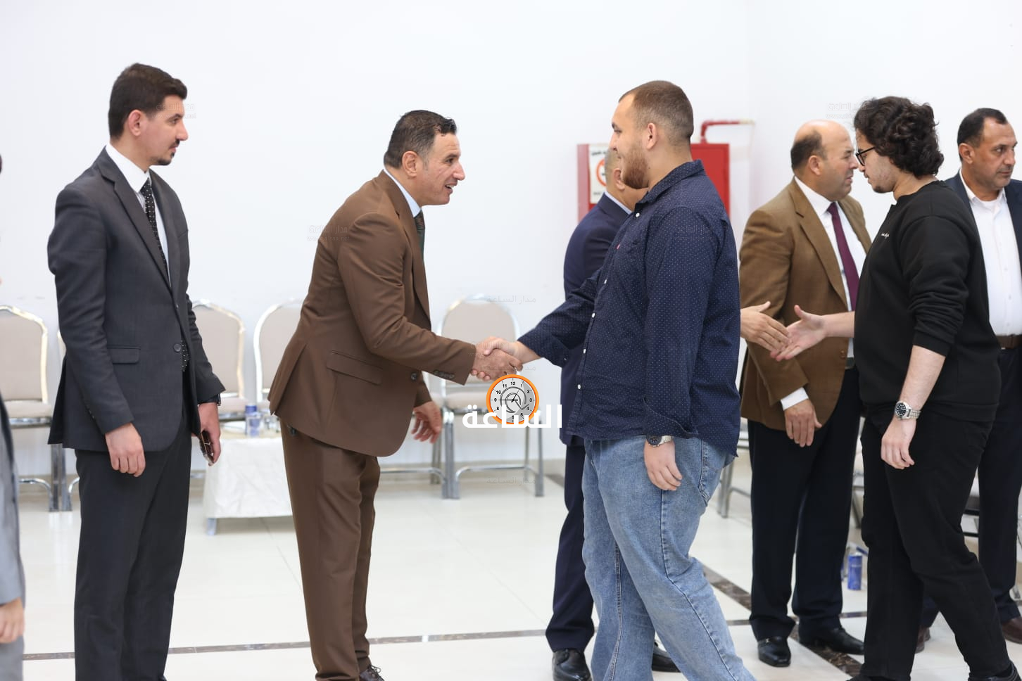 Madar Al-Saa Images 0.7644748840753646