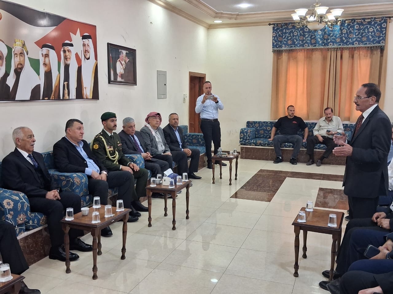 Madar Al-Saa Images 0.02405829656840064
