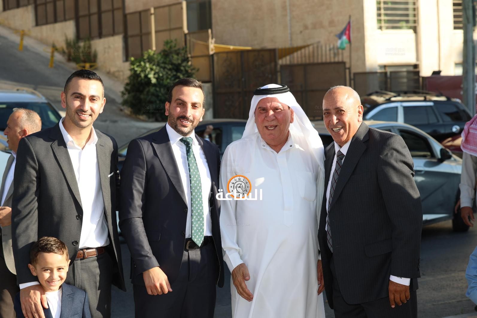 Madar Al-Saa Images 0.509903434690472
