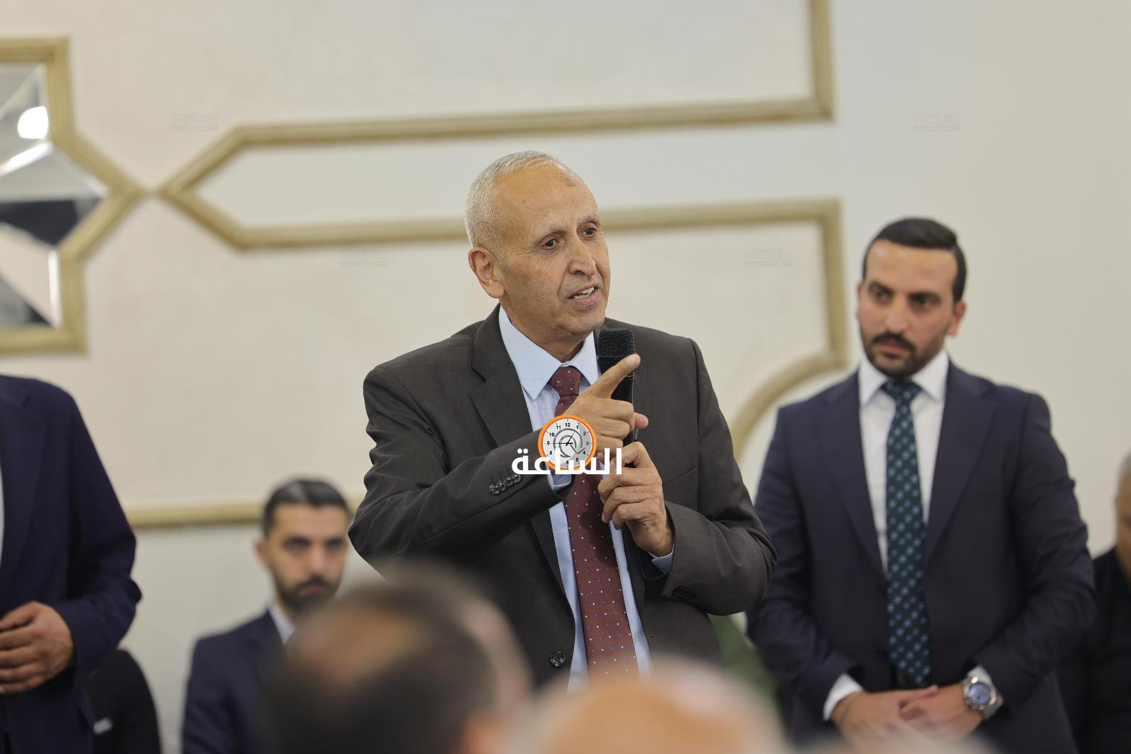 Madar Al-Saa Images 0.9428084379521052