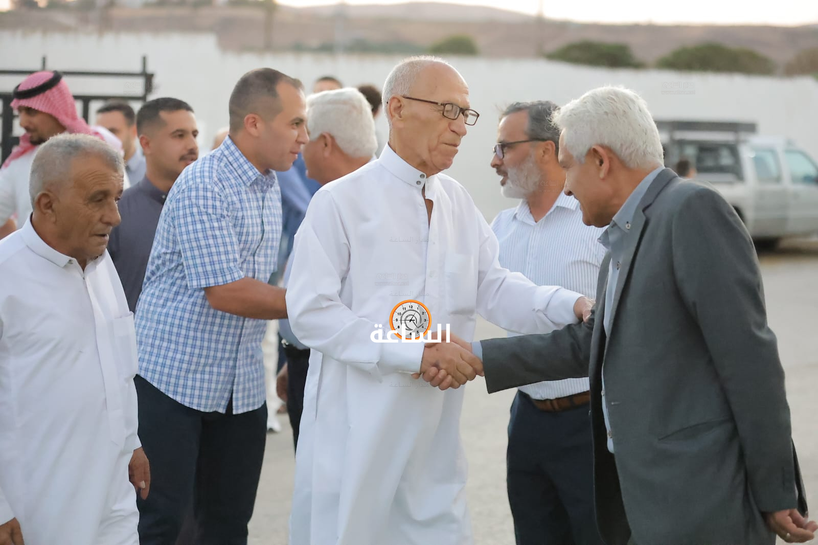 Madar Al-Saa Images 0.011620007424097412