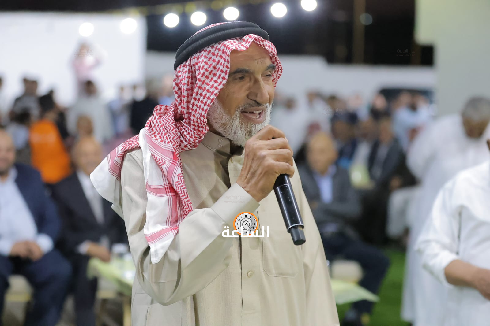 Madar Al-Saa Images 0.28305745083224065