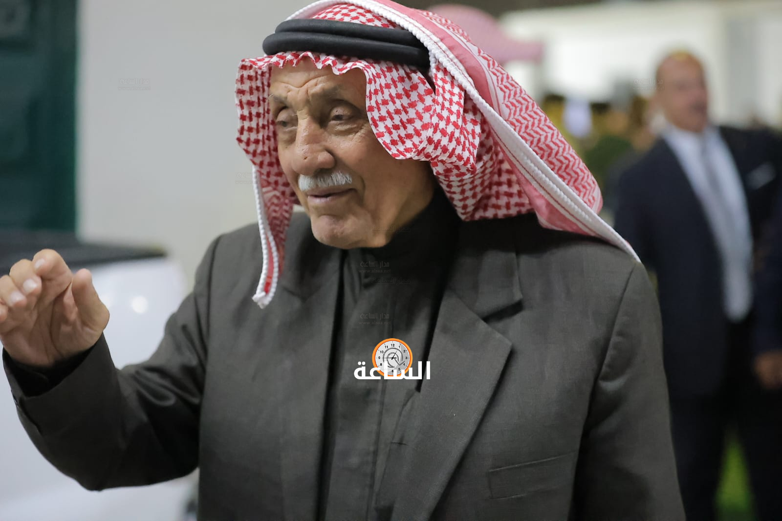Madar Al-Saa Images 0.3360625841837884