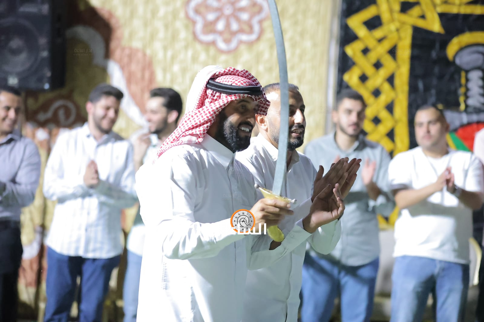 Madar Al-Saa Images 0.13014593314266754