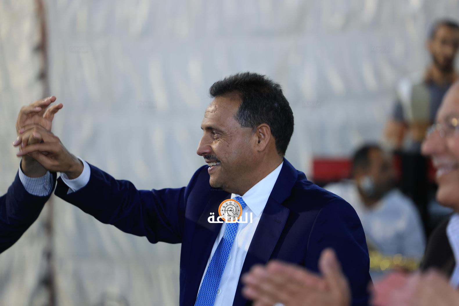 Madar Al-Saa Images 0.581114062562199