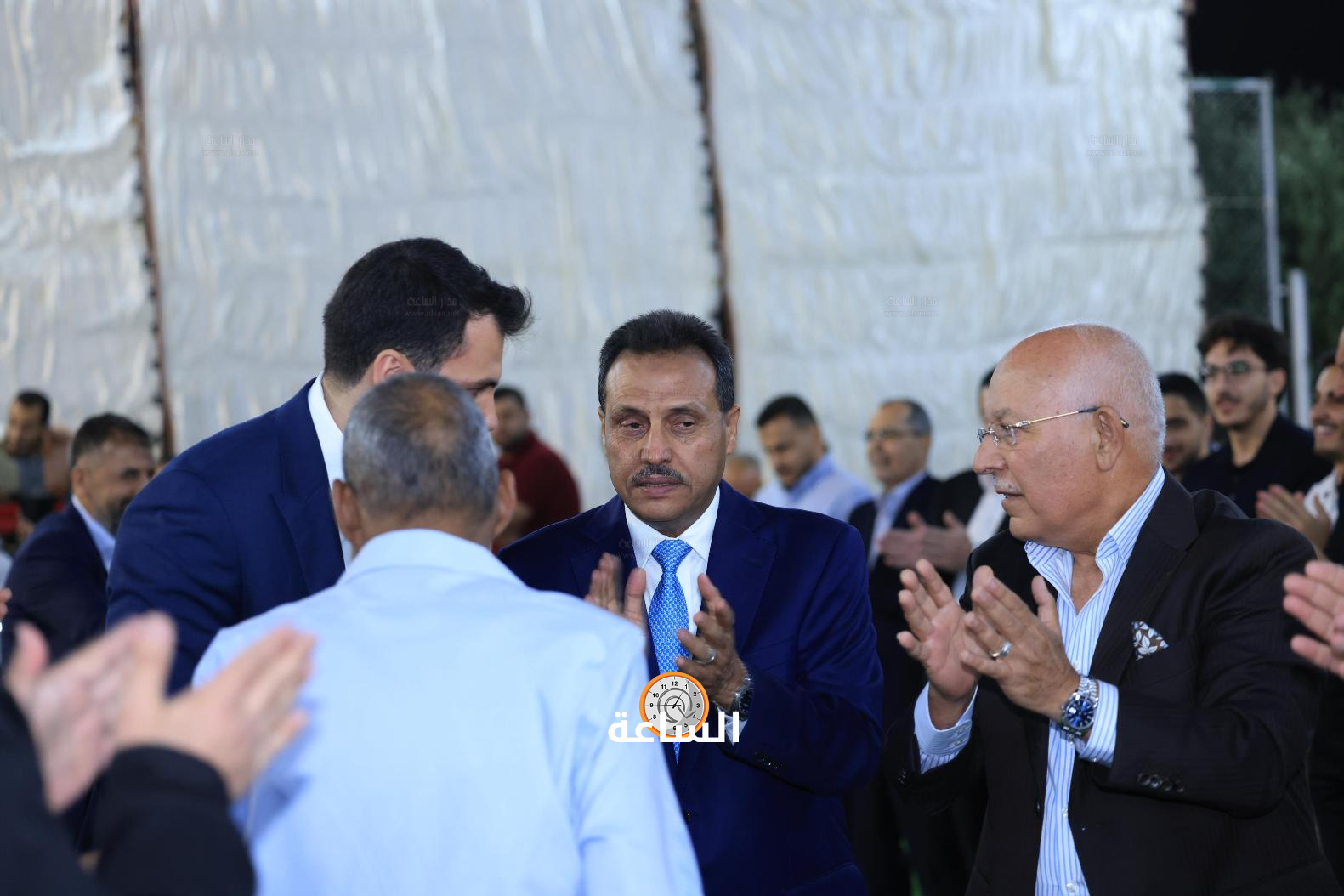 Madar Al-Saa Images 0.037281425840510196