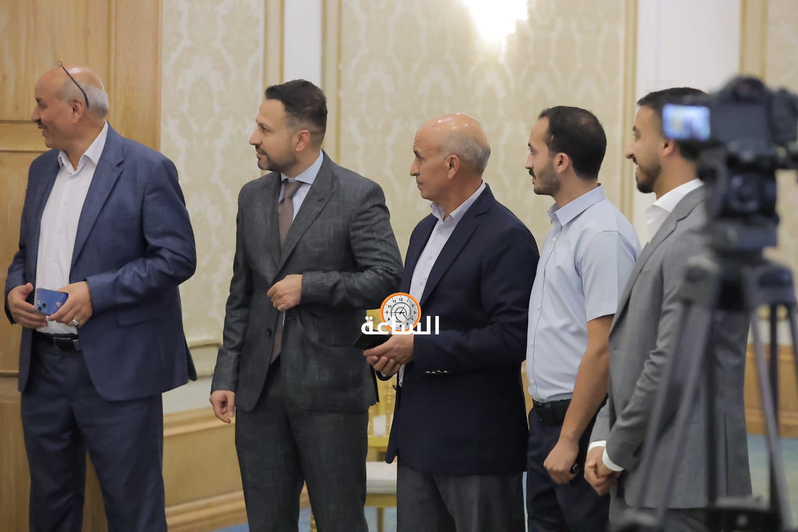 Madar Al-Saa Images 0.1279086228389562