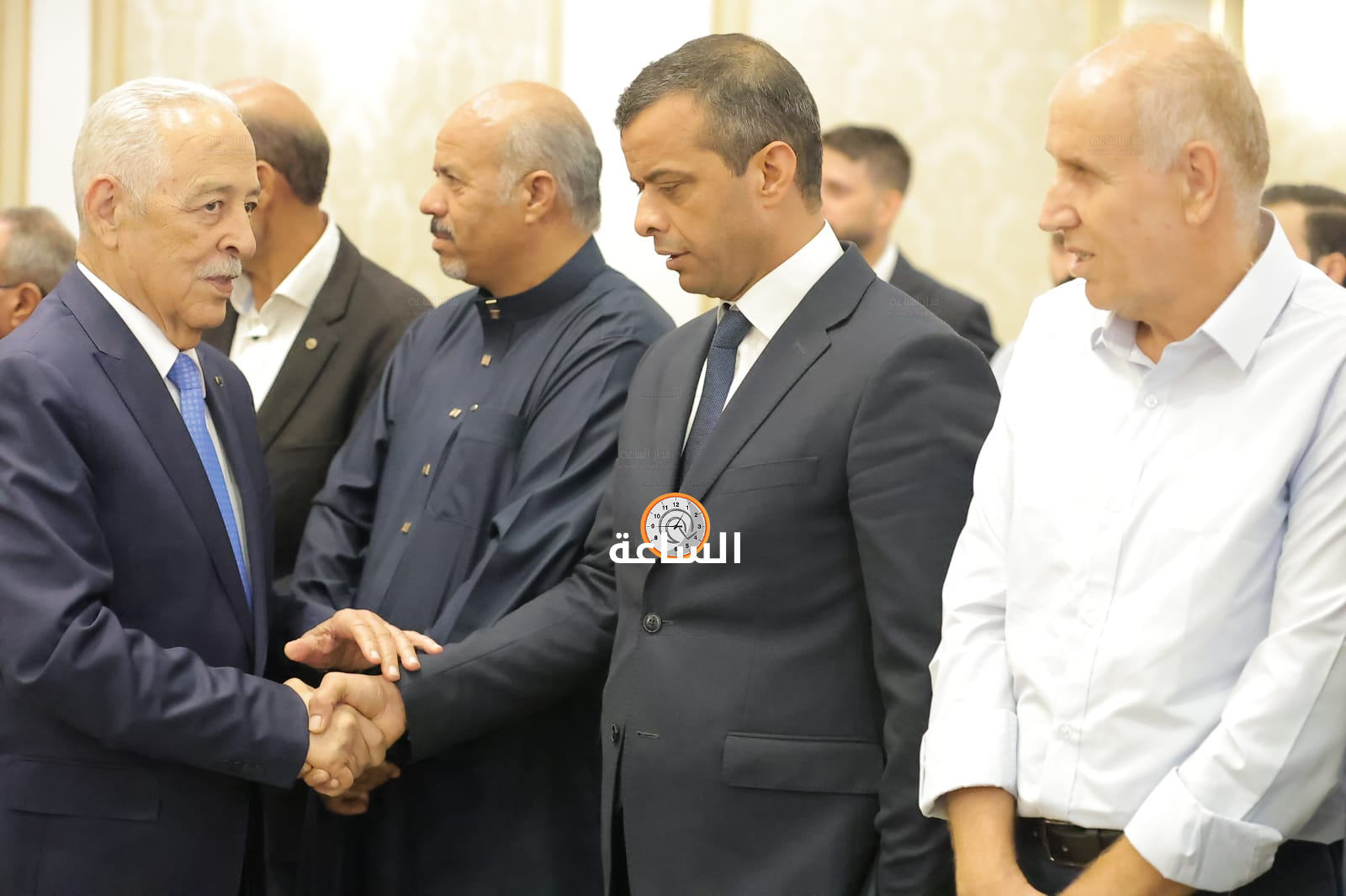 Madar Al-Saa Images 0.9322349855829634