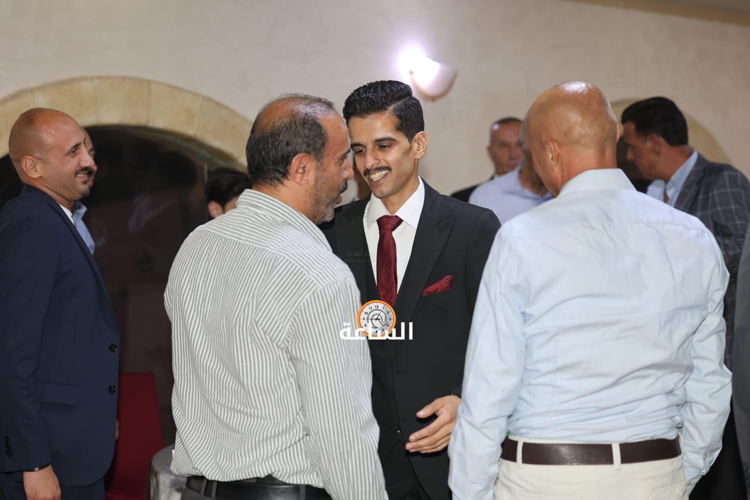 Madar Al-Saa Images 0.9508134412205327