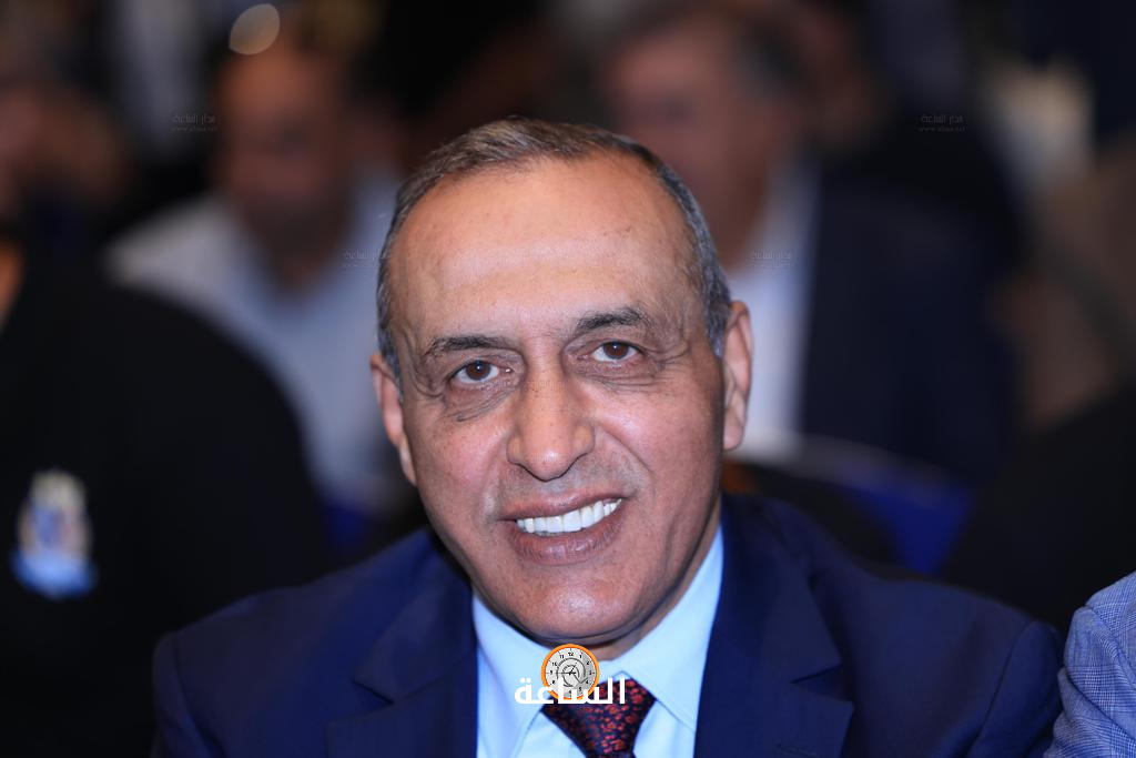 Madar Al-Saa Images 0.3955397547373636
