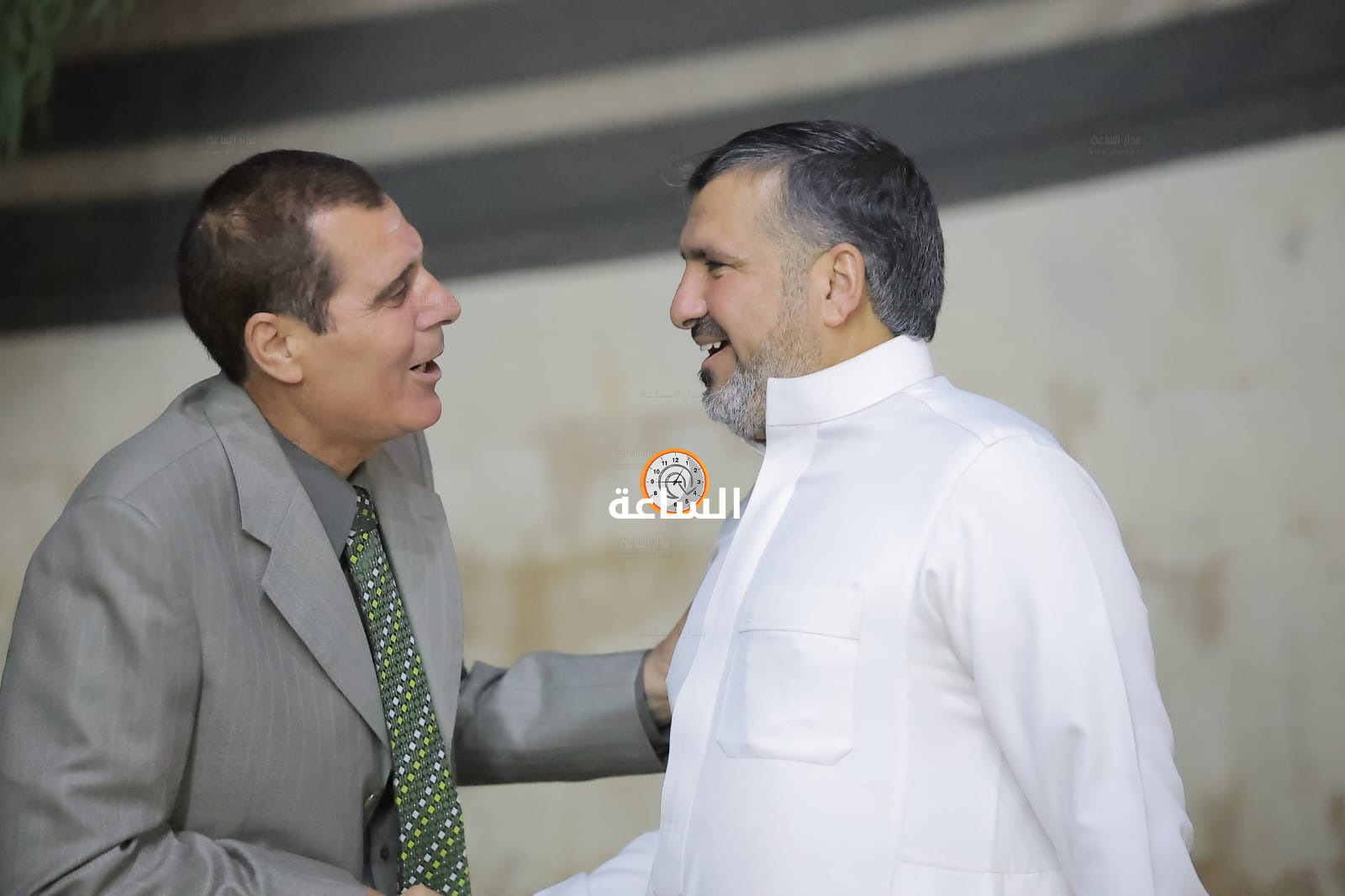 Madar Al-Saa Images 0.8230180380766822