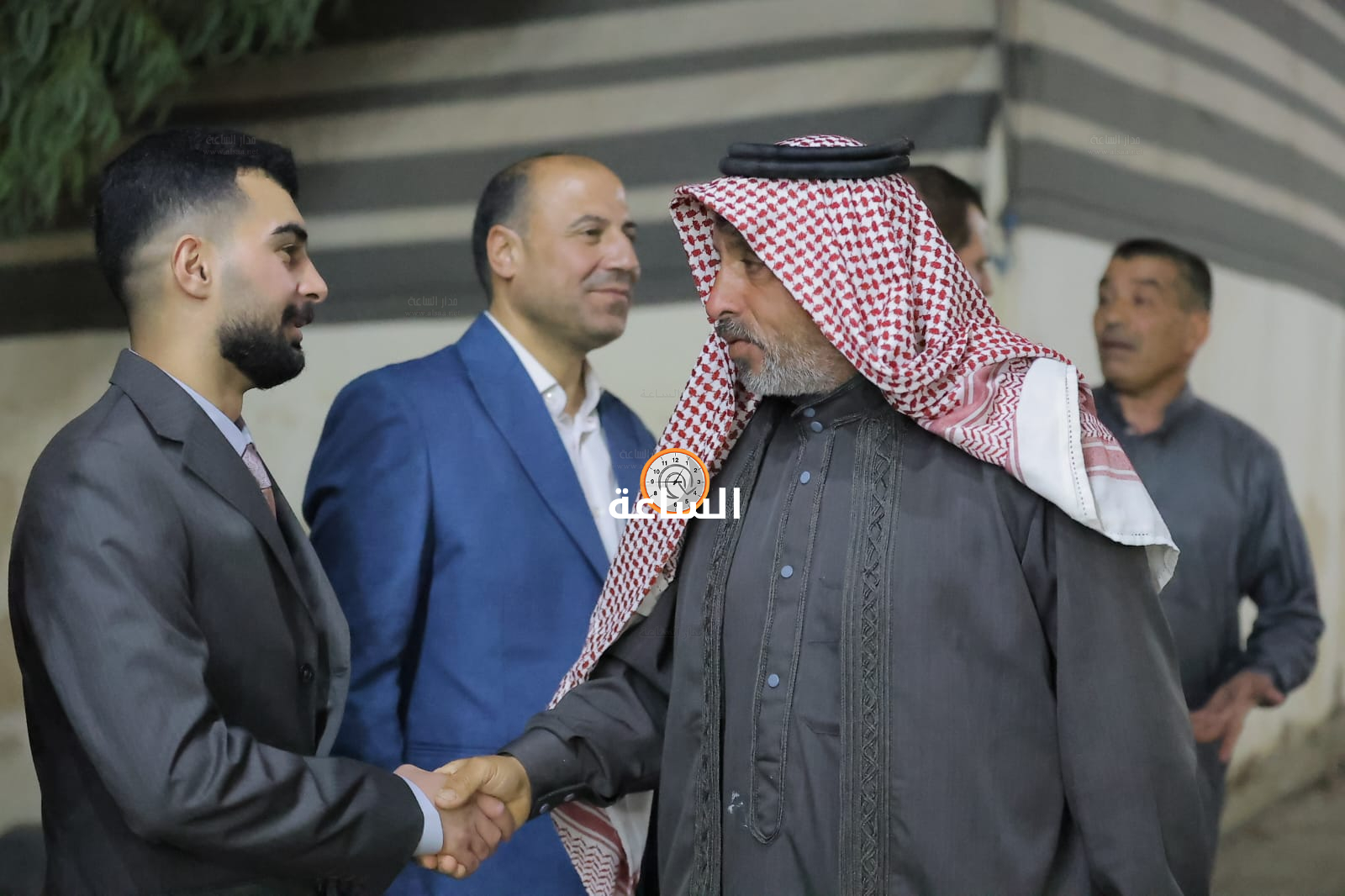Madar Al-Saa Images 0.7956319129462232