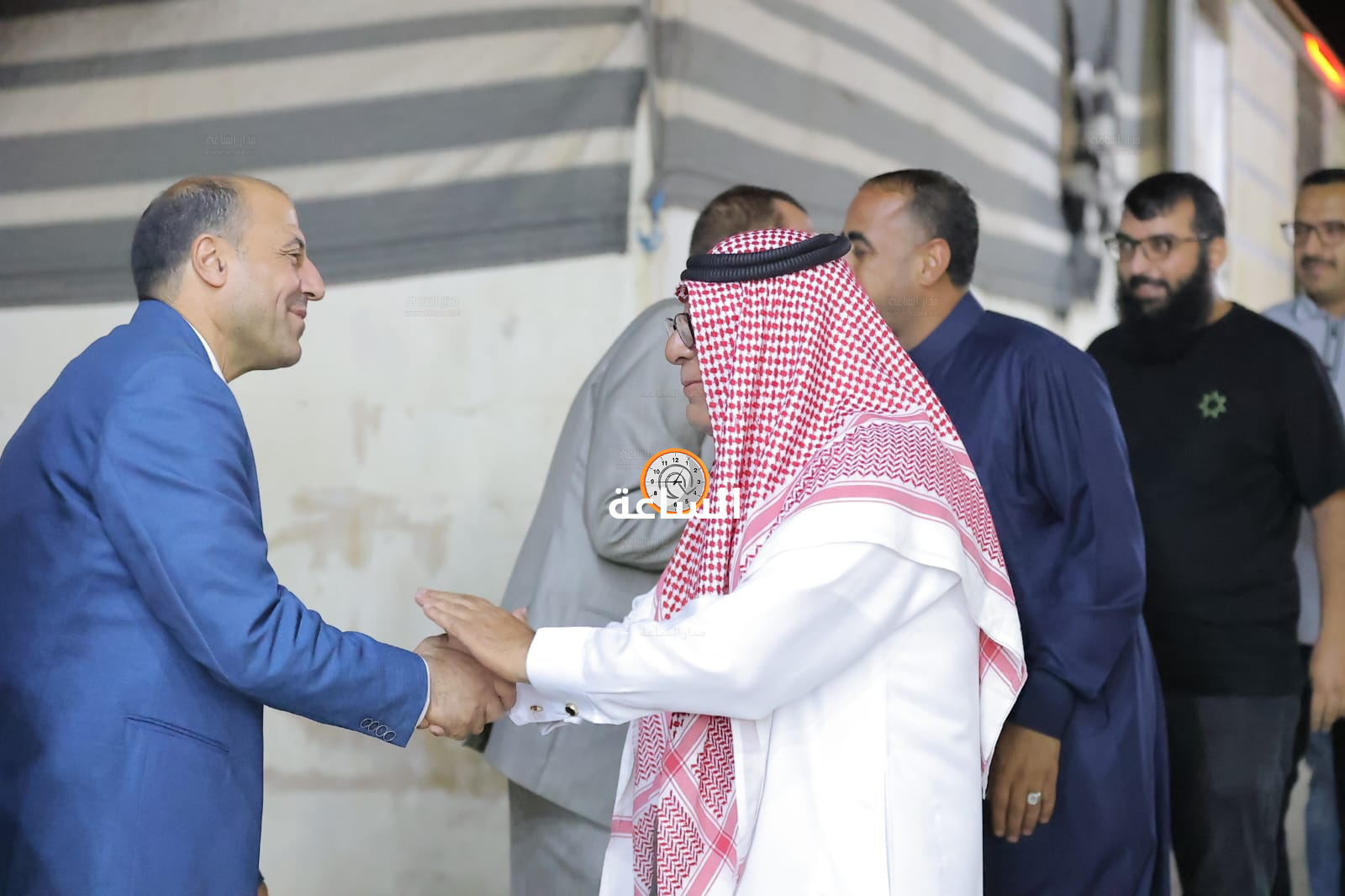 Madar Al-Saa Images 0.4272789177980286