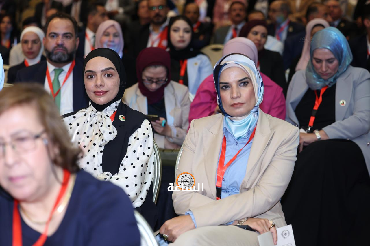 Madar Al-Saa Images 0.0347376565948071