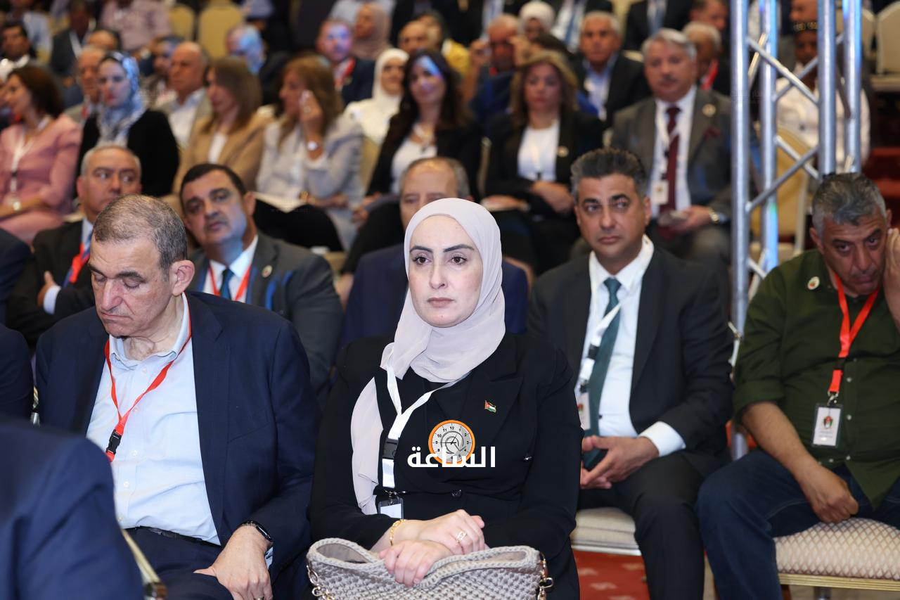 Madar Al-Saa Images 0.46488005593777393