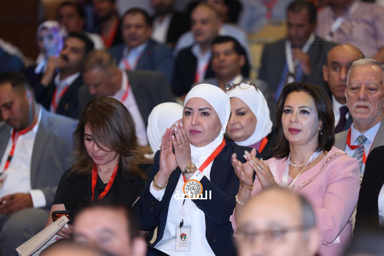 Madar Al-Saa Images 0.29342376943966186