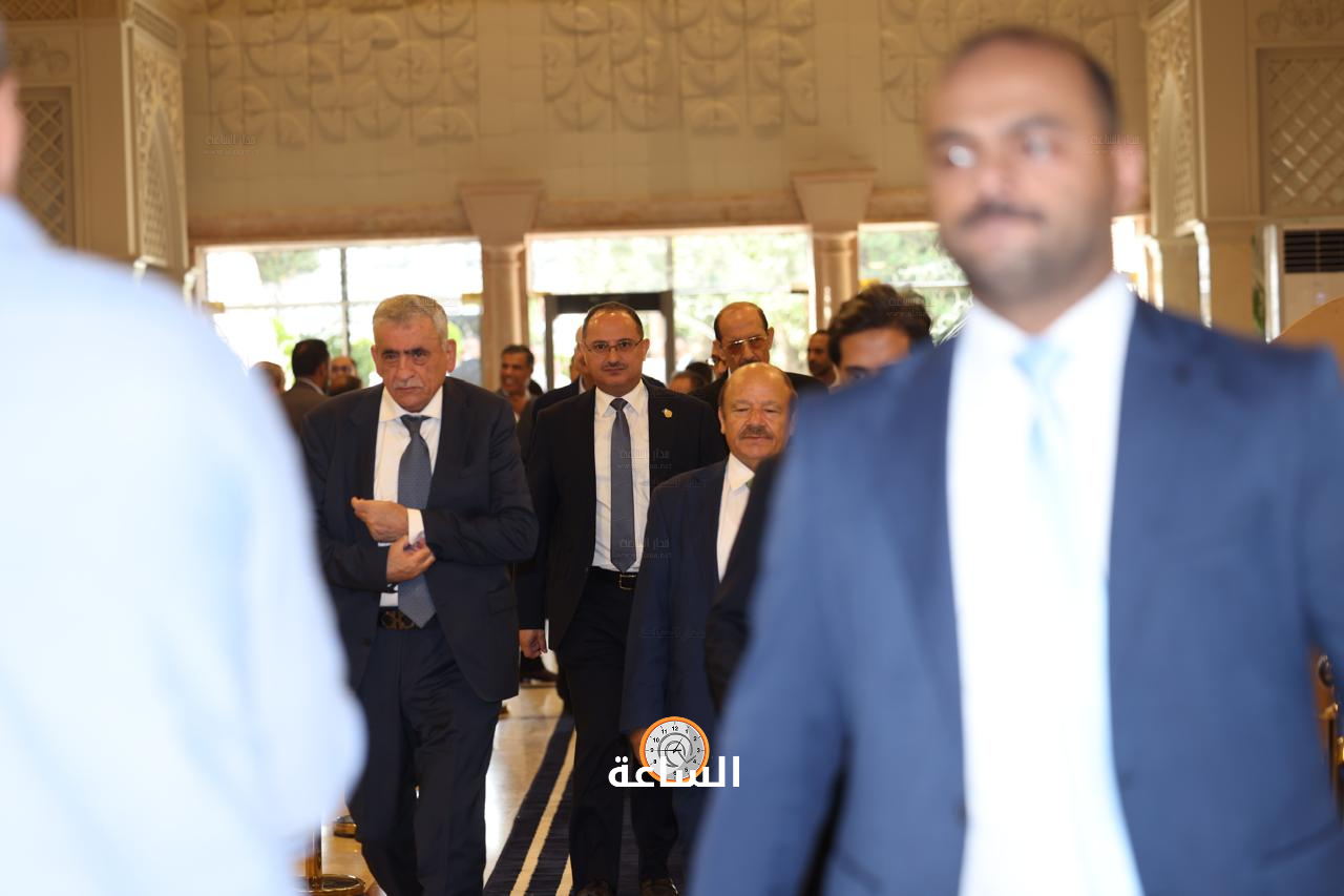Madar Al-Saa Images 0.18561376008096142