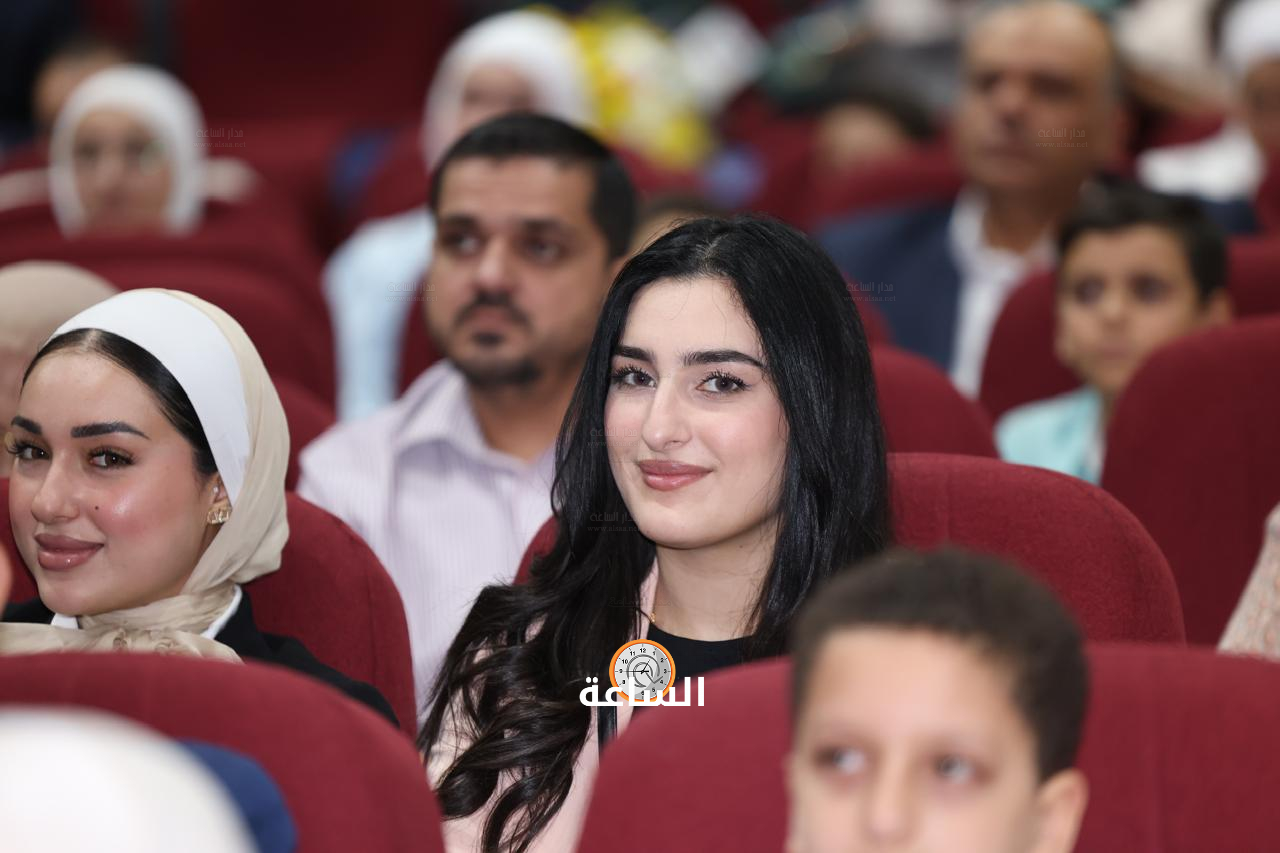 Madar Al-Saa Images 0.007767245072630158