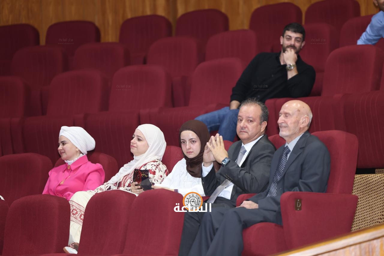 Madar Al-Saa Images 0.8087864495456408