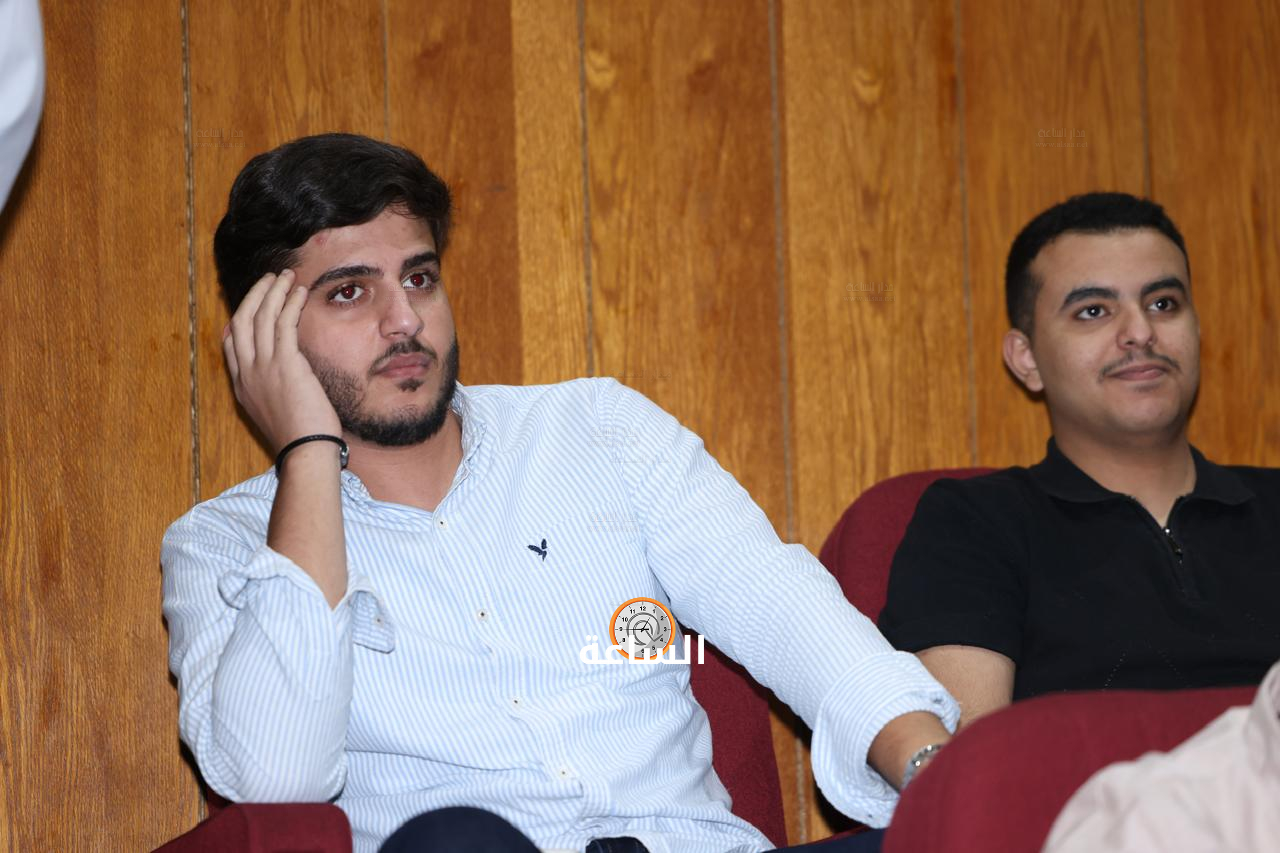 Madar Al-Saa Images 0.2447740665929784