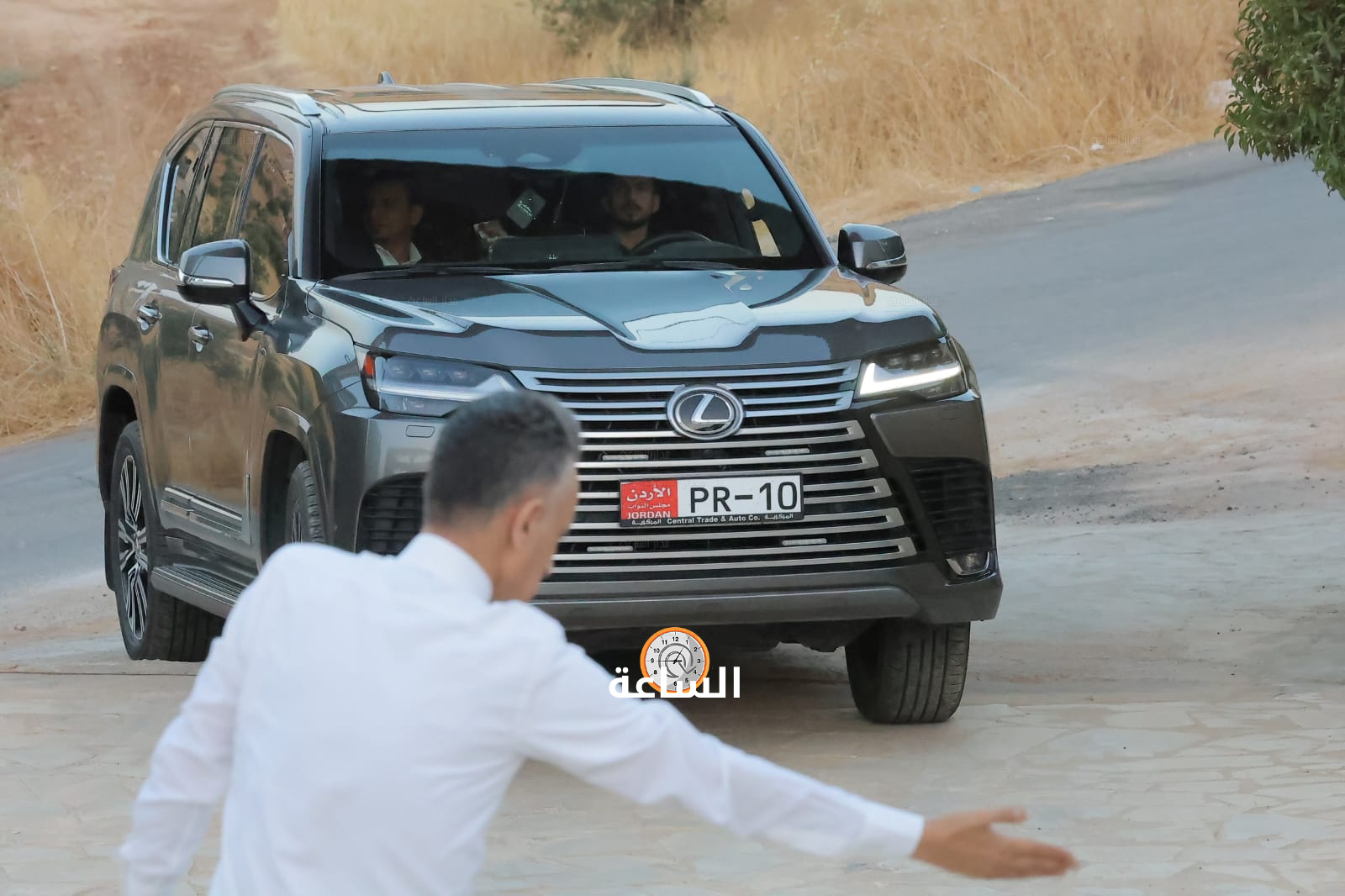 Madar Al-Saa Images 0.43487632379572183