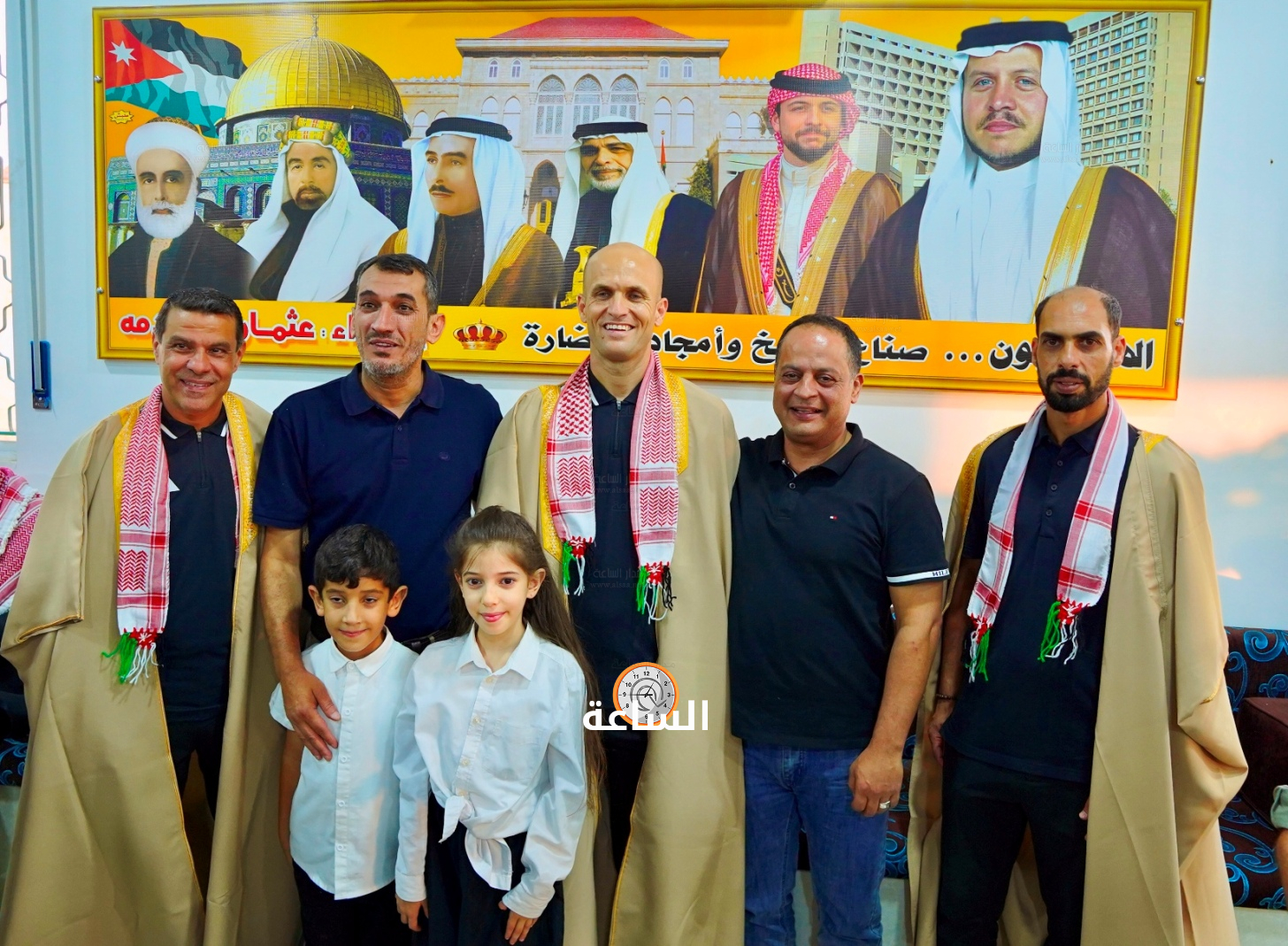 Madar Al-Saa Images 0.24366245622035387