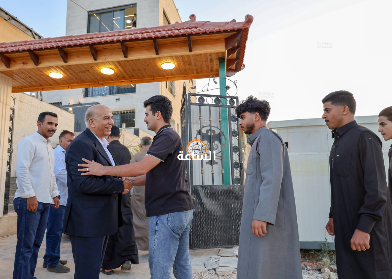 Madar Al-Saa Images 0.15085896057982173