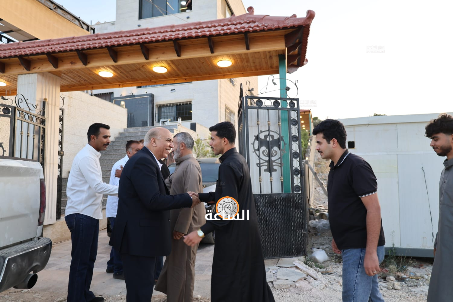 Madar Al-Saa Images 0.4390426901871973