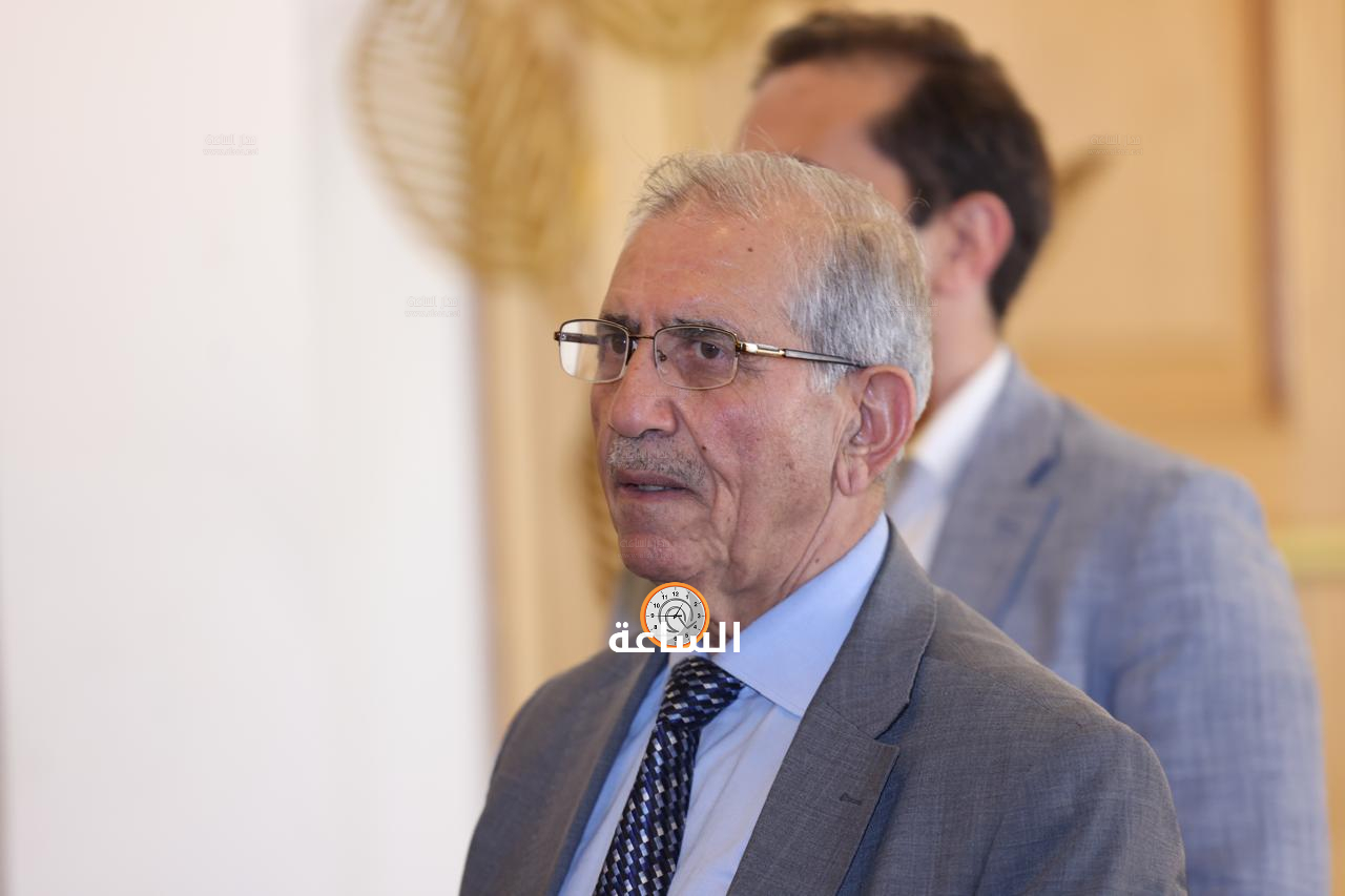 Madar Al-Saa Images 0.5938130865290505