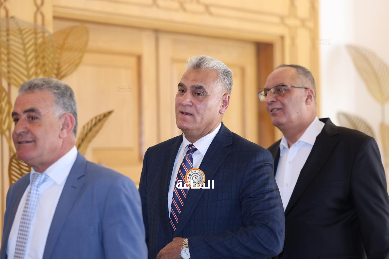 Madar Al-Saa Images 0.010548053130229773