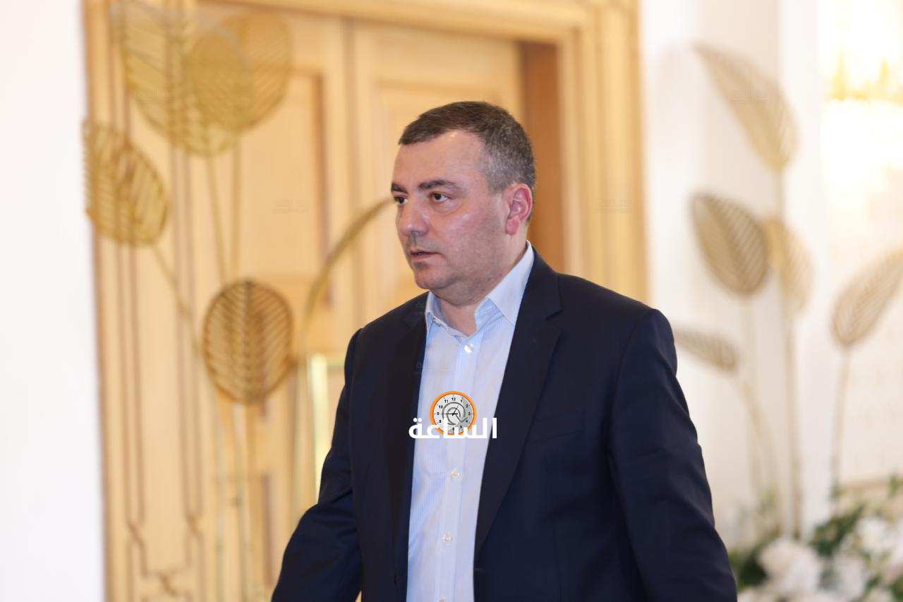 Madar Al-Saa Images 0.08988431970351352