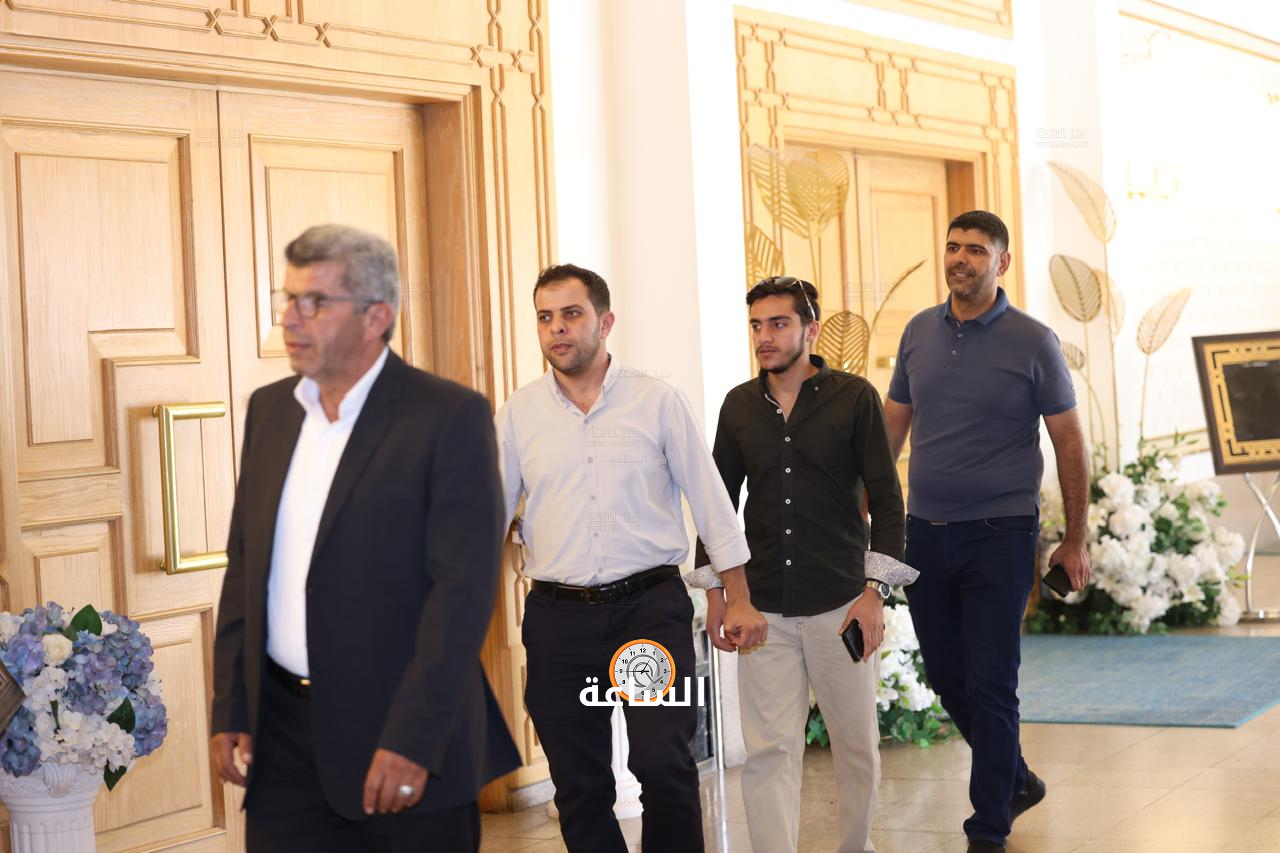Madar Al-Saa Images 0.9231907580019152