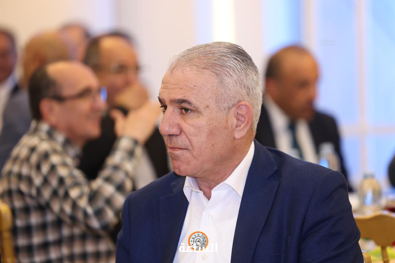 Madar Al-Saa Images 0.049550691832145666