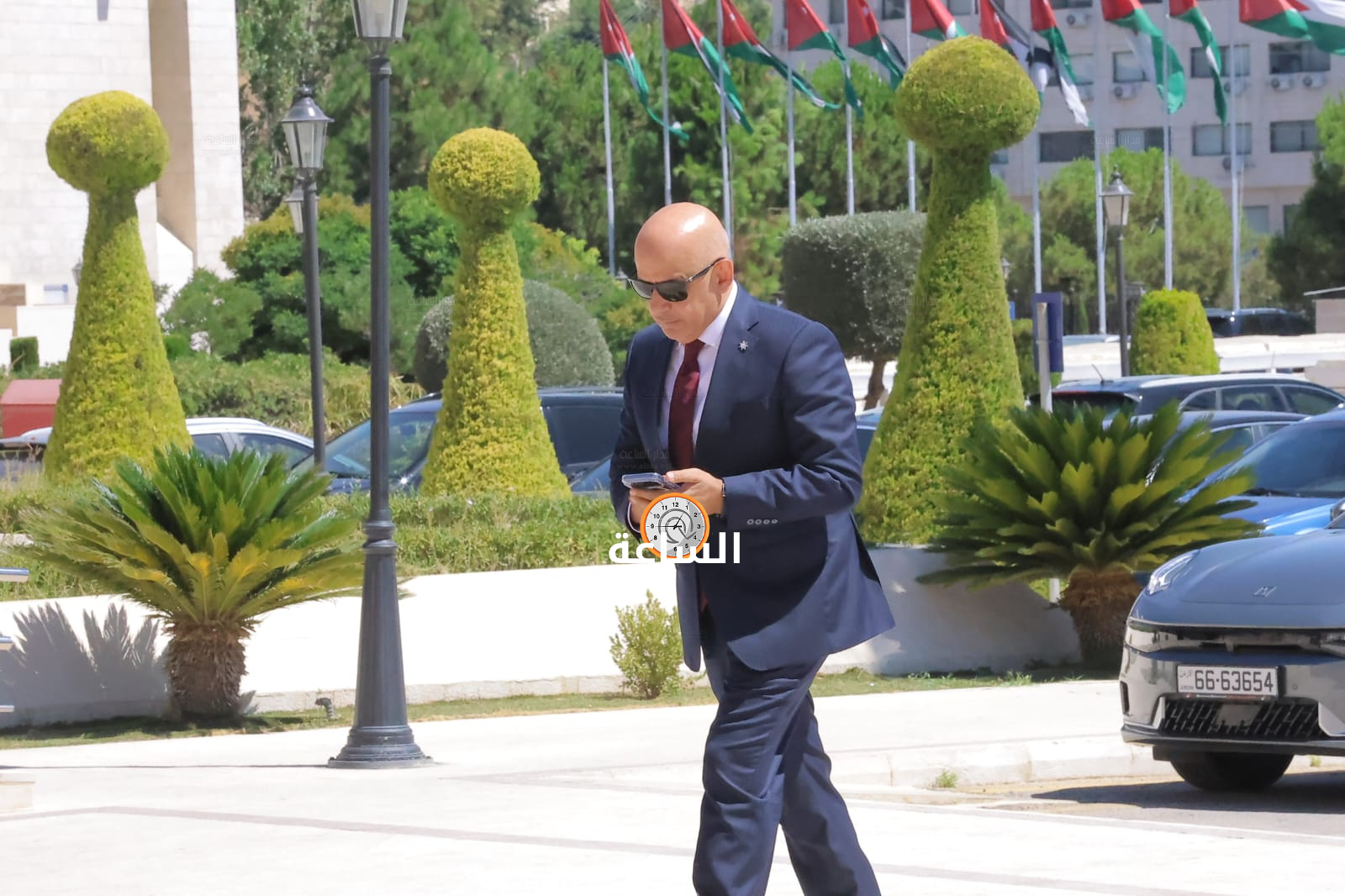 Madar Al-Saa Images 0.059226120054786