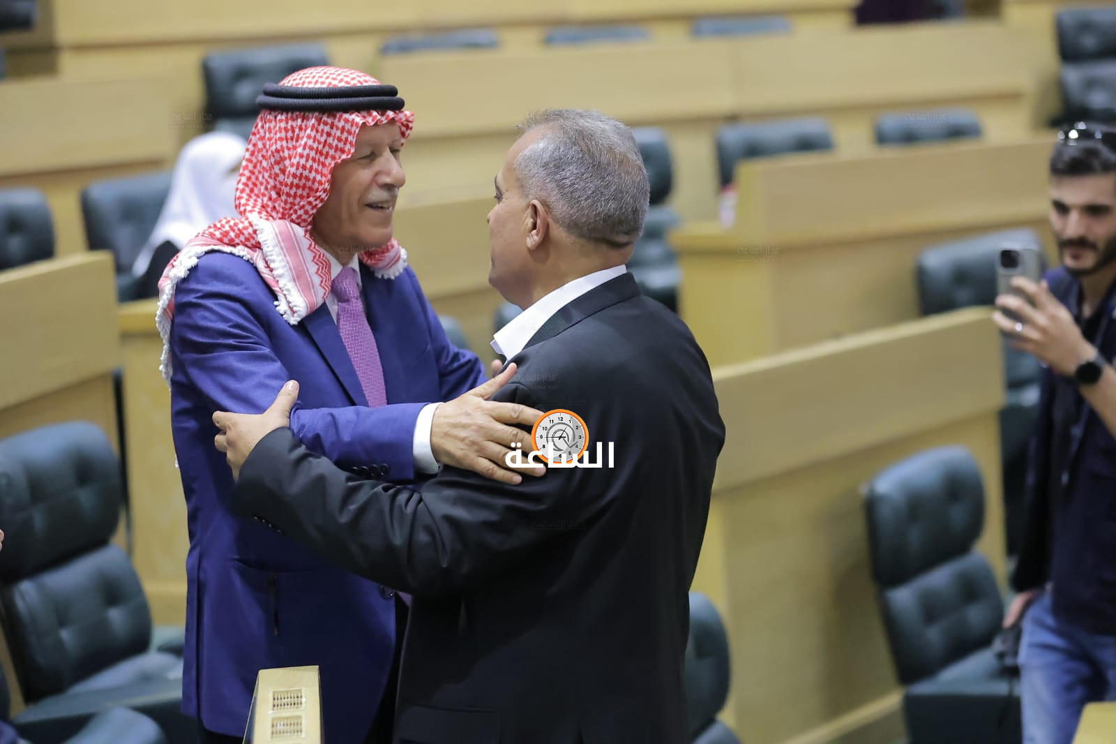 Madar Al-Saa Images 0.11409828498209551
