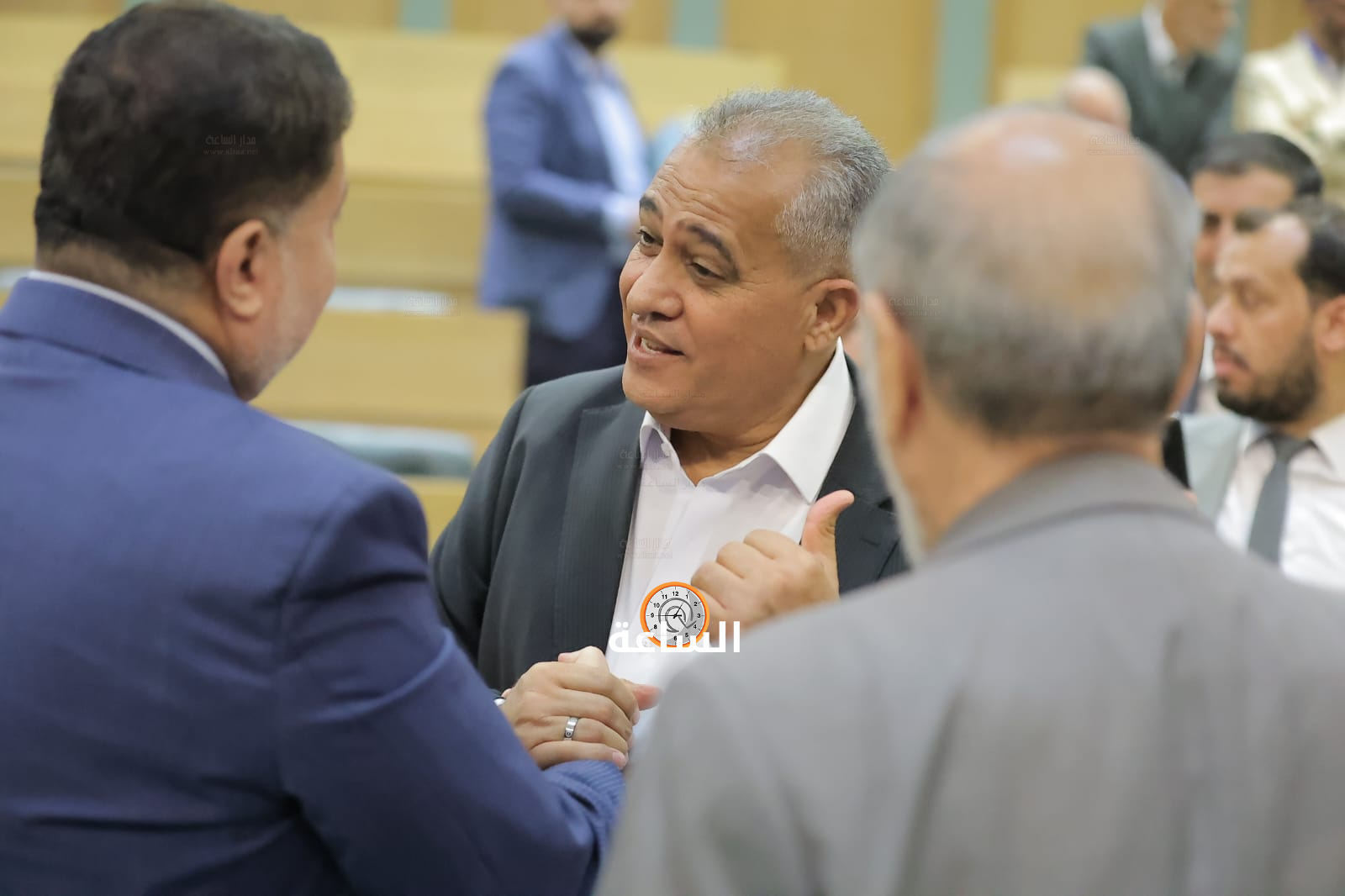 Madar Al-Saa Images 0.11114707068302276