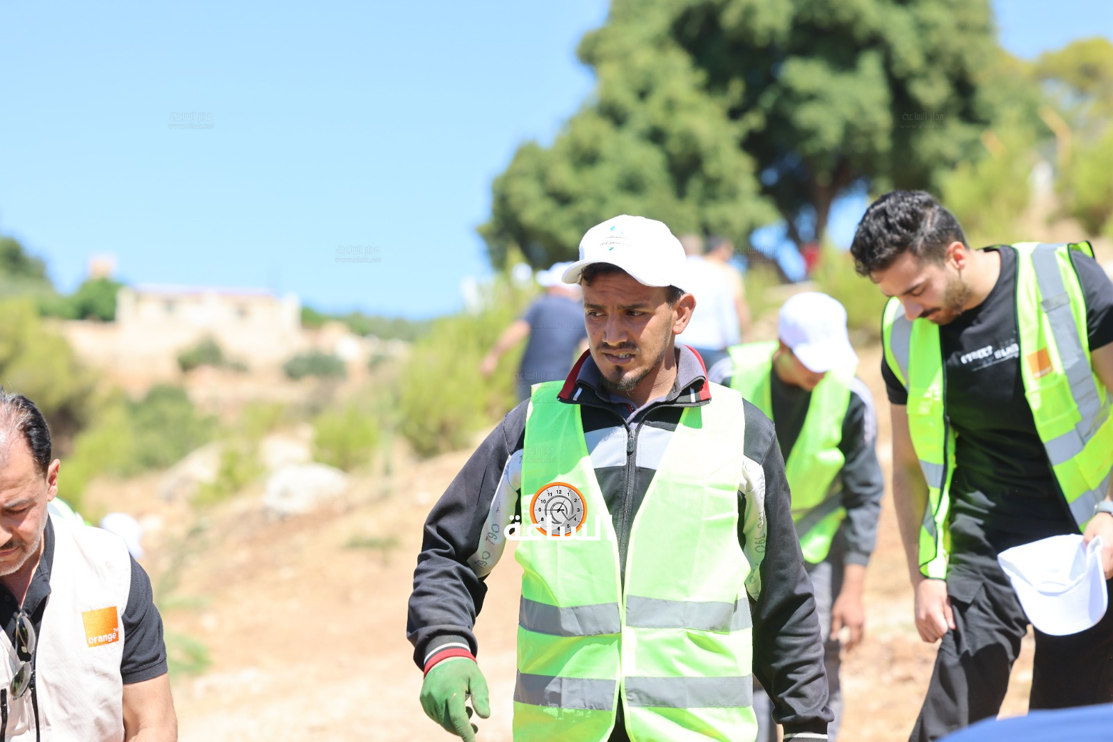 Madar Al-Saa Images 0.0459622801817966