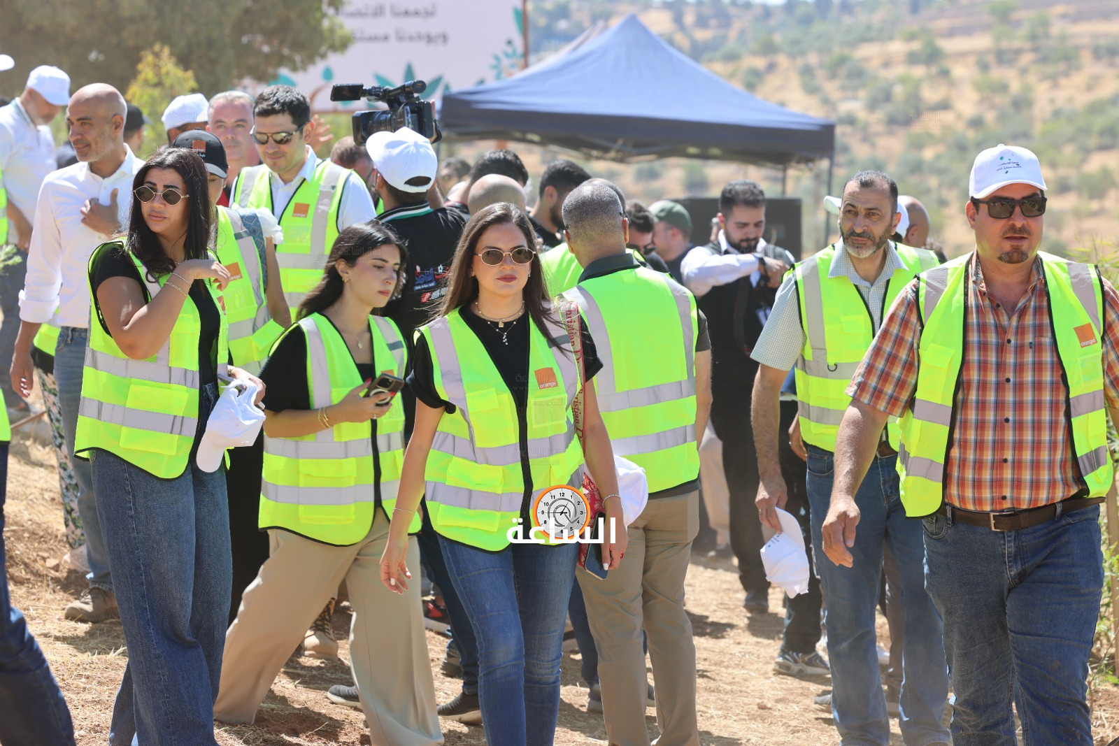 Madar Al-Saa Images 0.43485584580262215