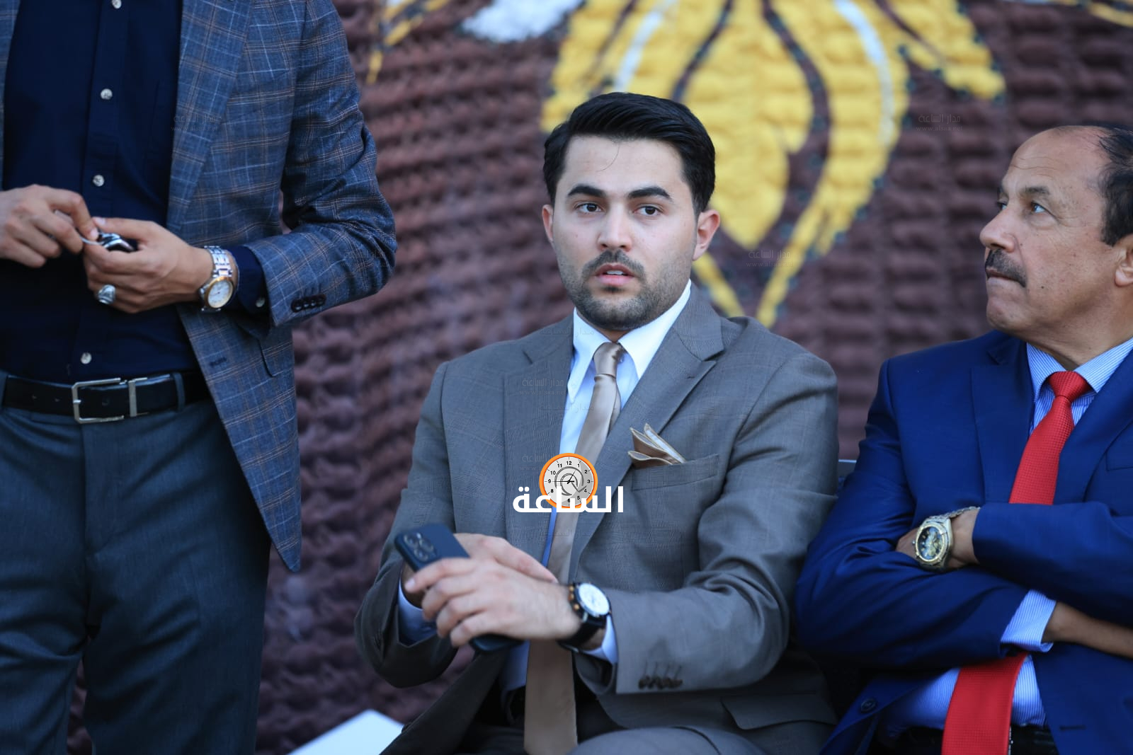 Madar Al-Saa Images 0.3915453491352058