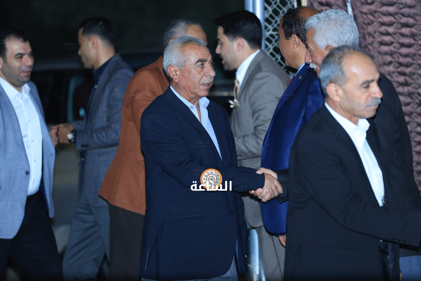 Madar Al-Saa Images 0.5792711365642873