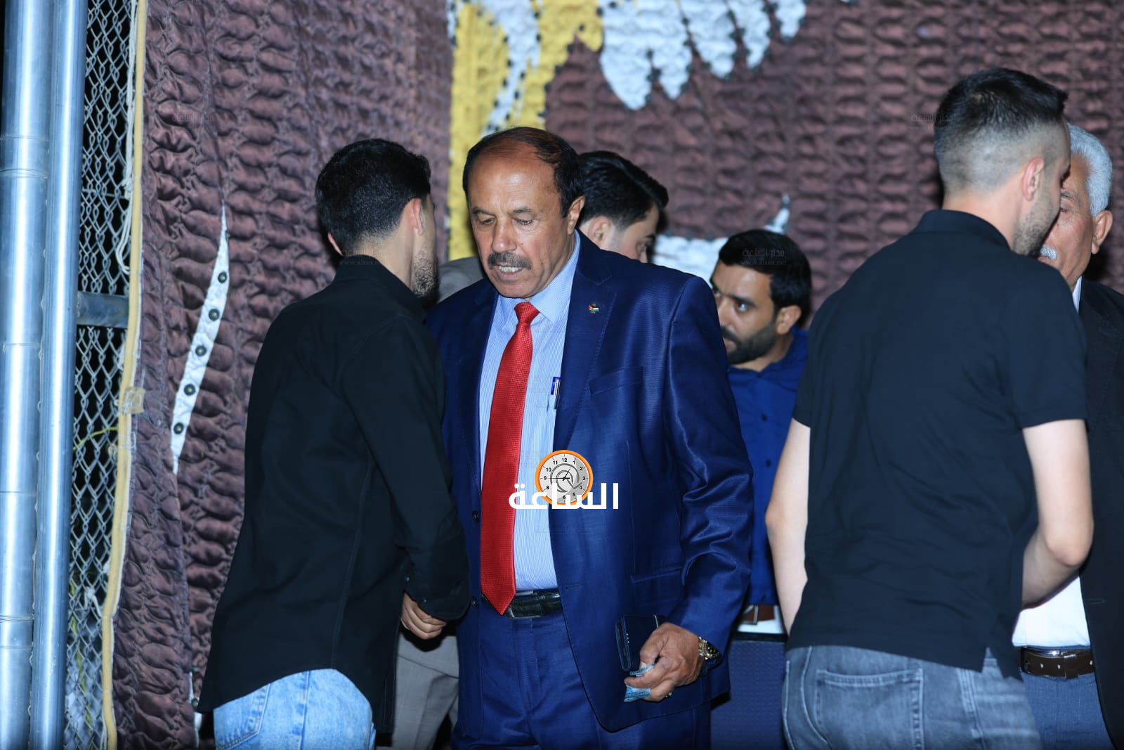 Madar Al-Saa Images 0.17113713272918563