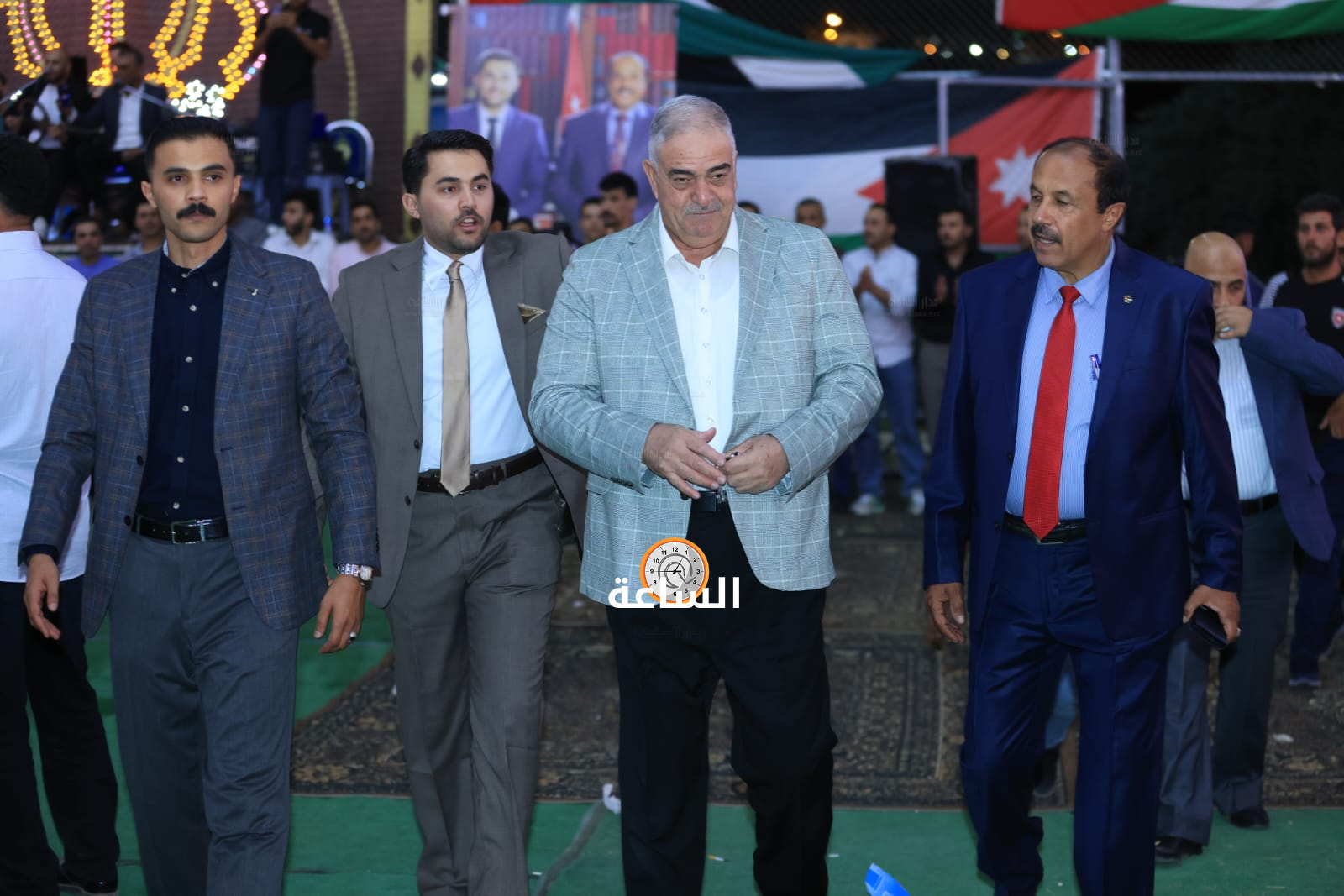 Madar Al-Saa Images 0.7046612560574461