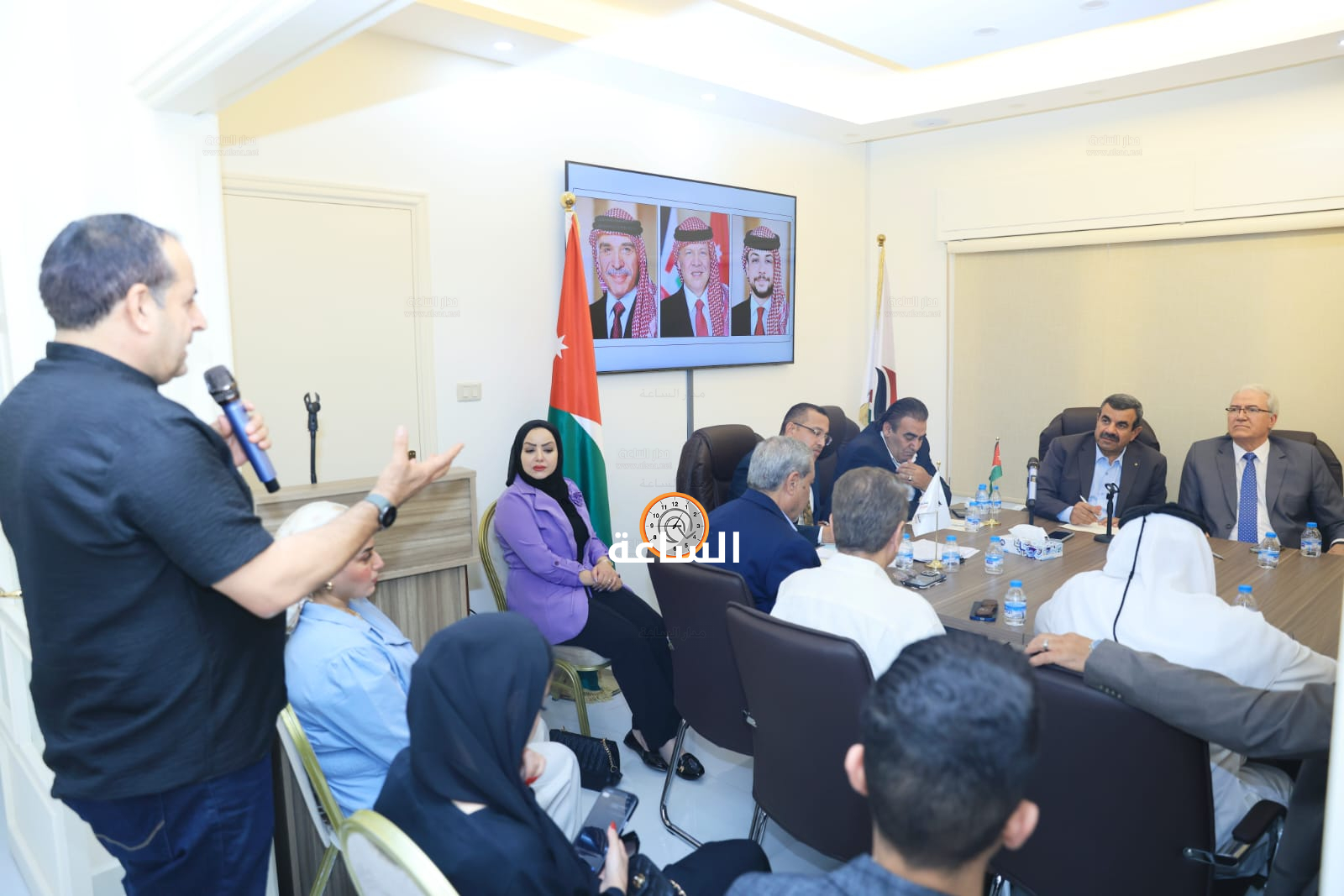Madar Al-Saa Images 0.47911414320247336