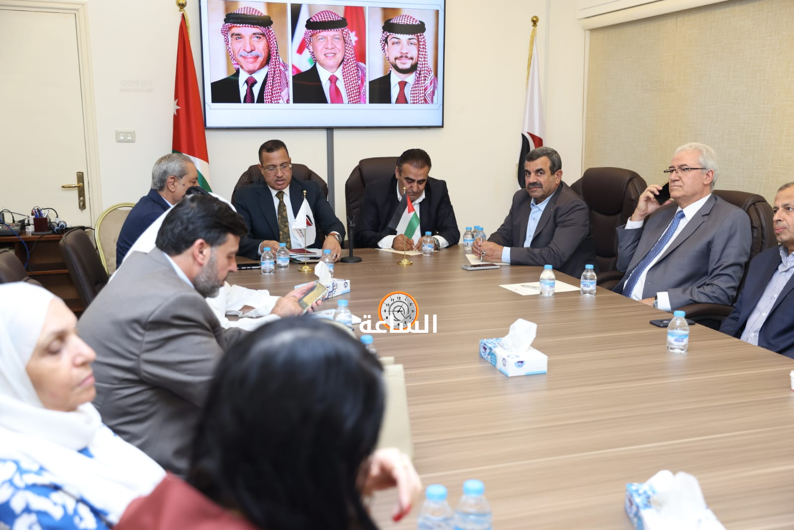 Madar Al-Saa Images 0.6494100846591012