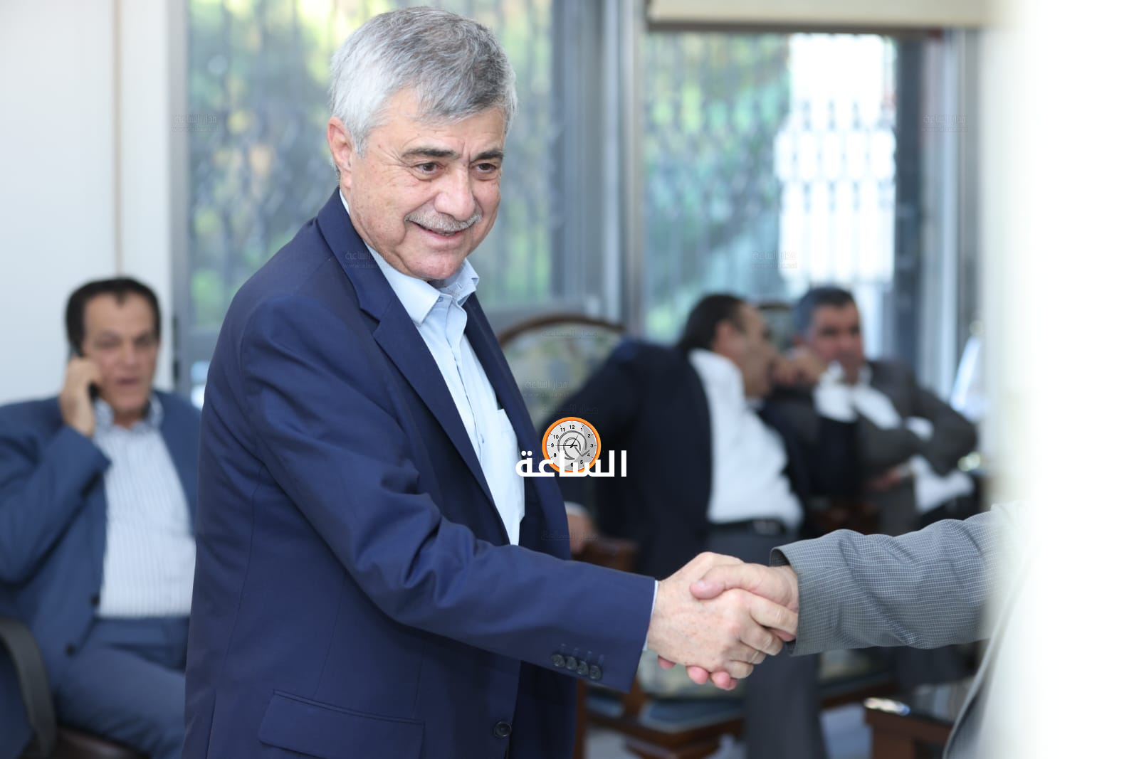 Madar Al-Saa Images 0.44899640917000916