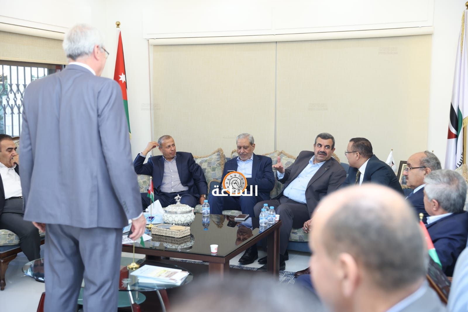 Madar Al-Saa Images 0.21533026000572342