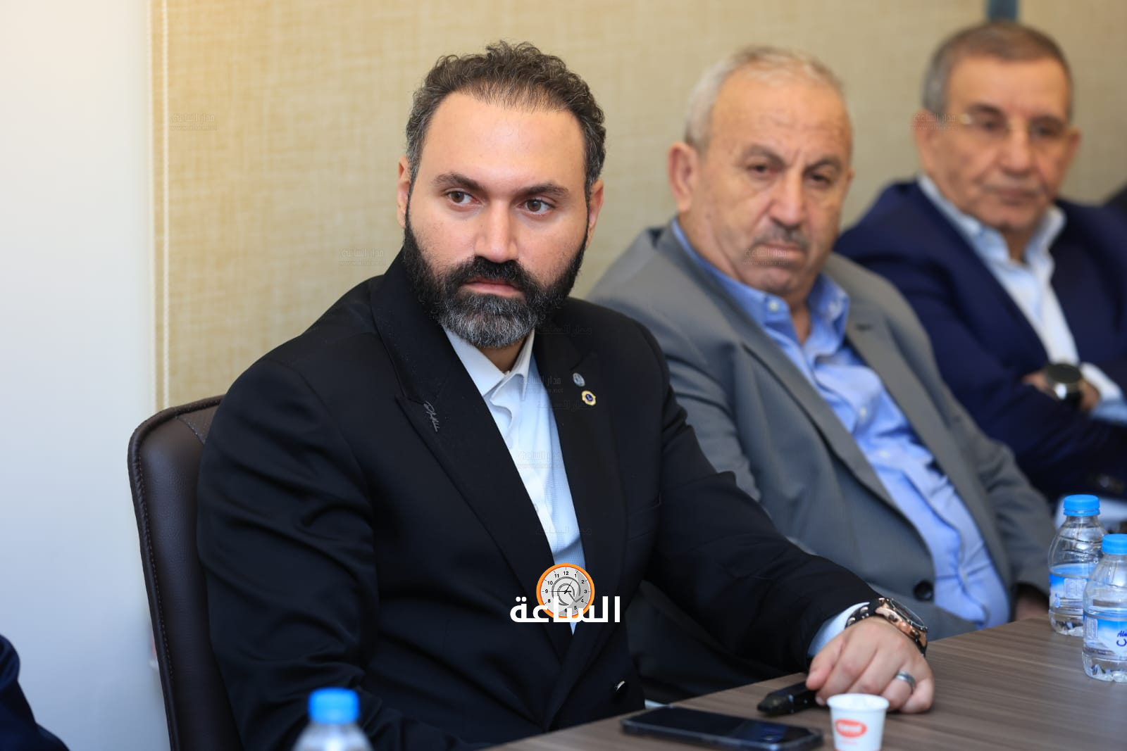 Madar Al-Saa Images 0.5534240628922539