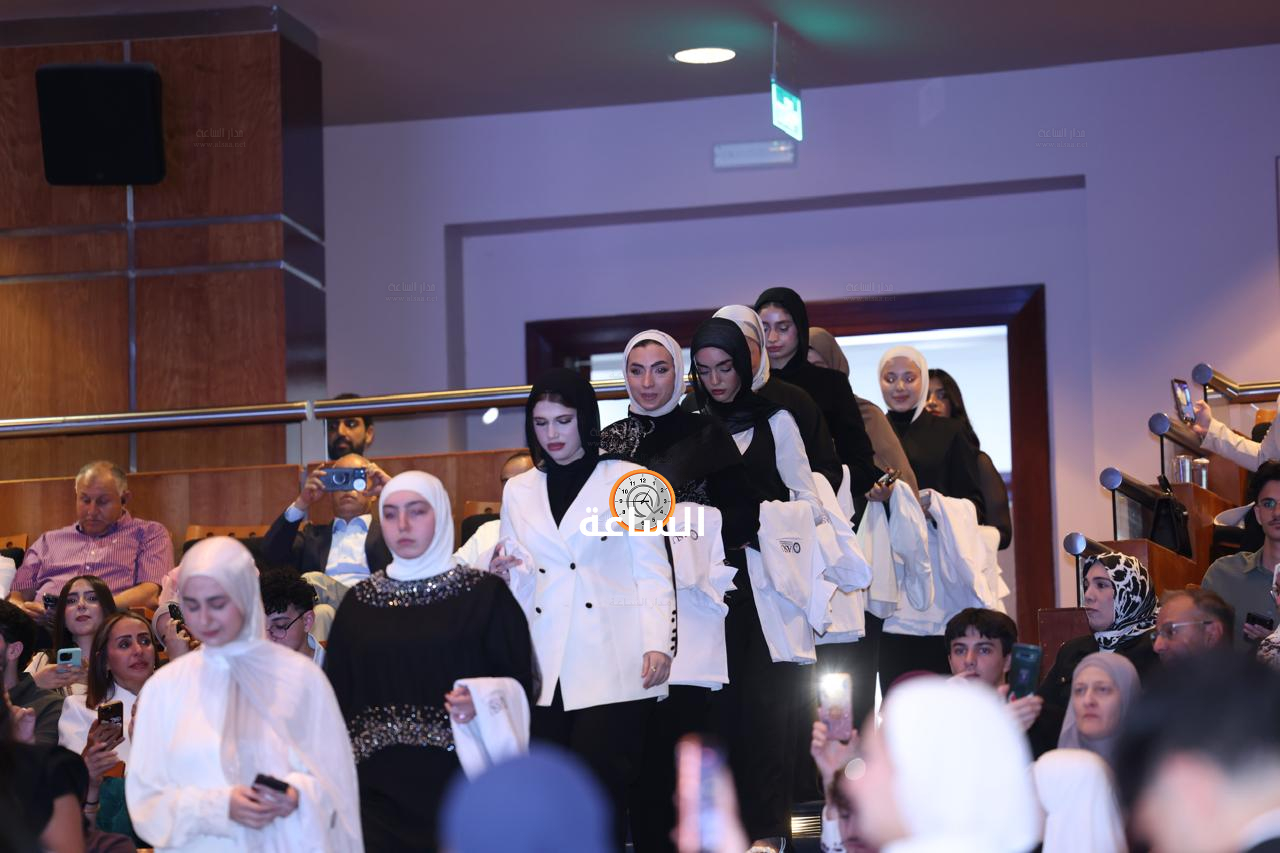 Madar Al-Saa Images 0.11694220925062204