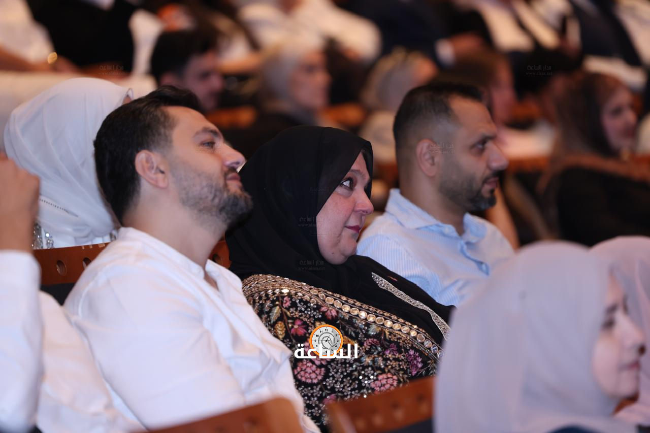 Madar Al-Saa Images 0.4466177817942176